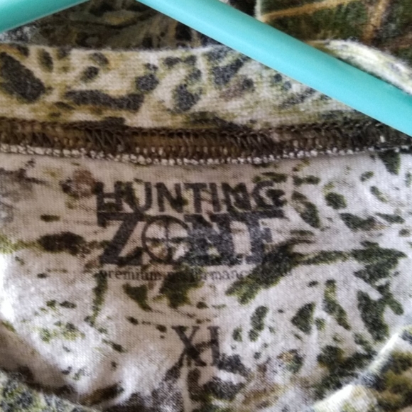 Real tree t shirt - Picture 2 of 2